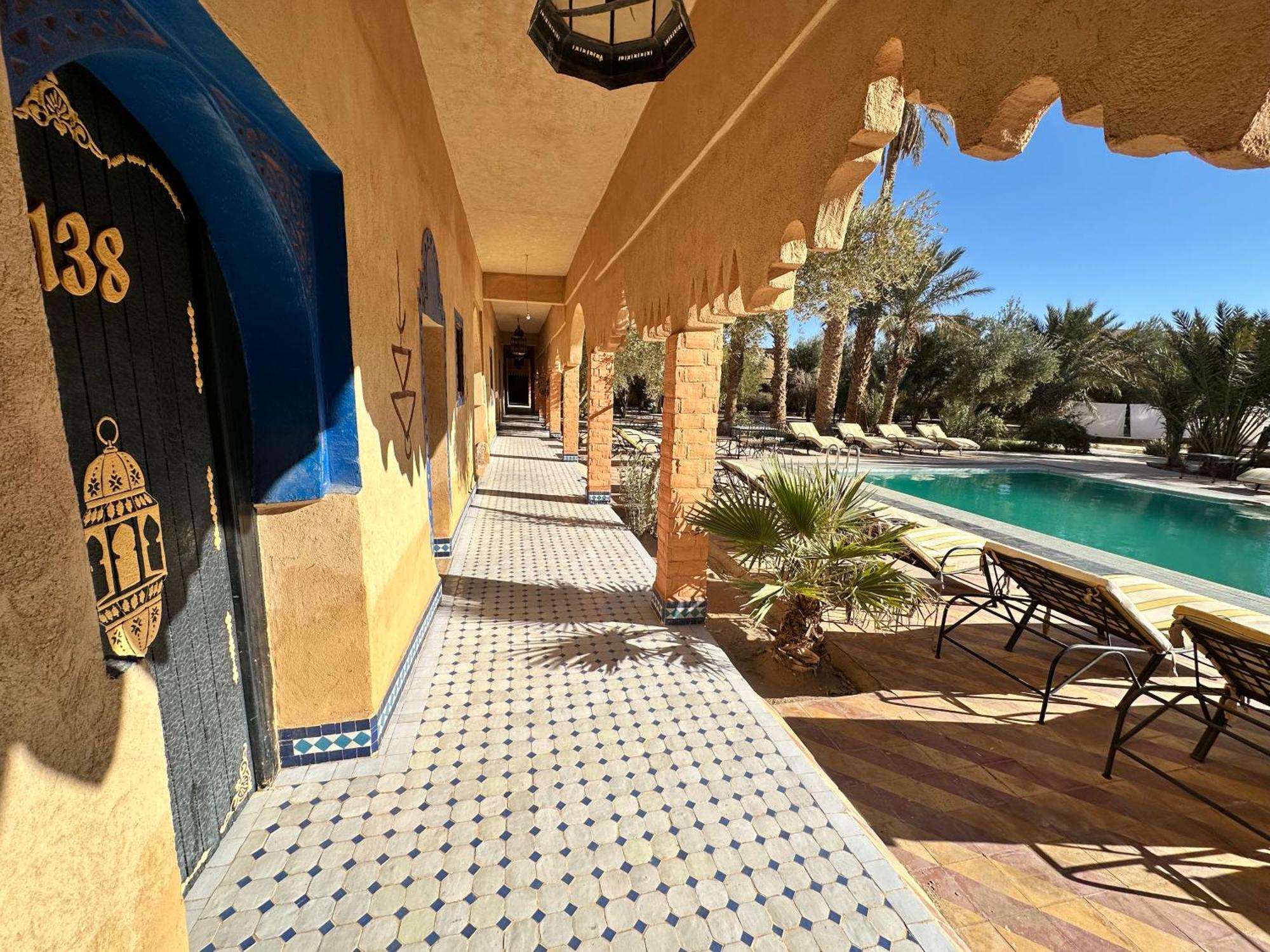 Accommodation Le Touareg Мерзуга Екстер'єр фото