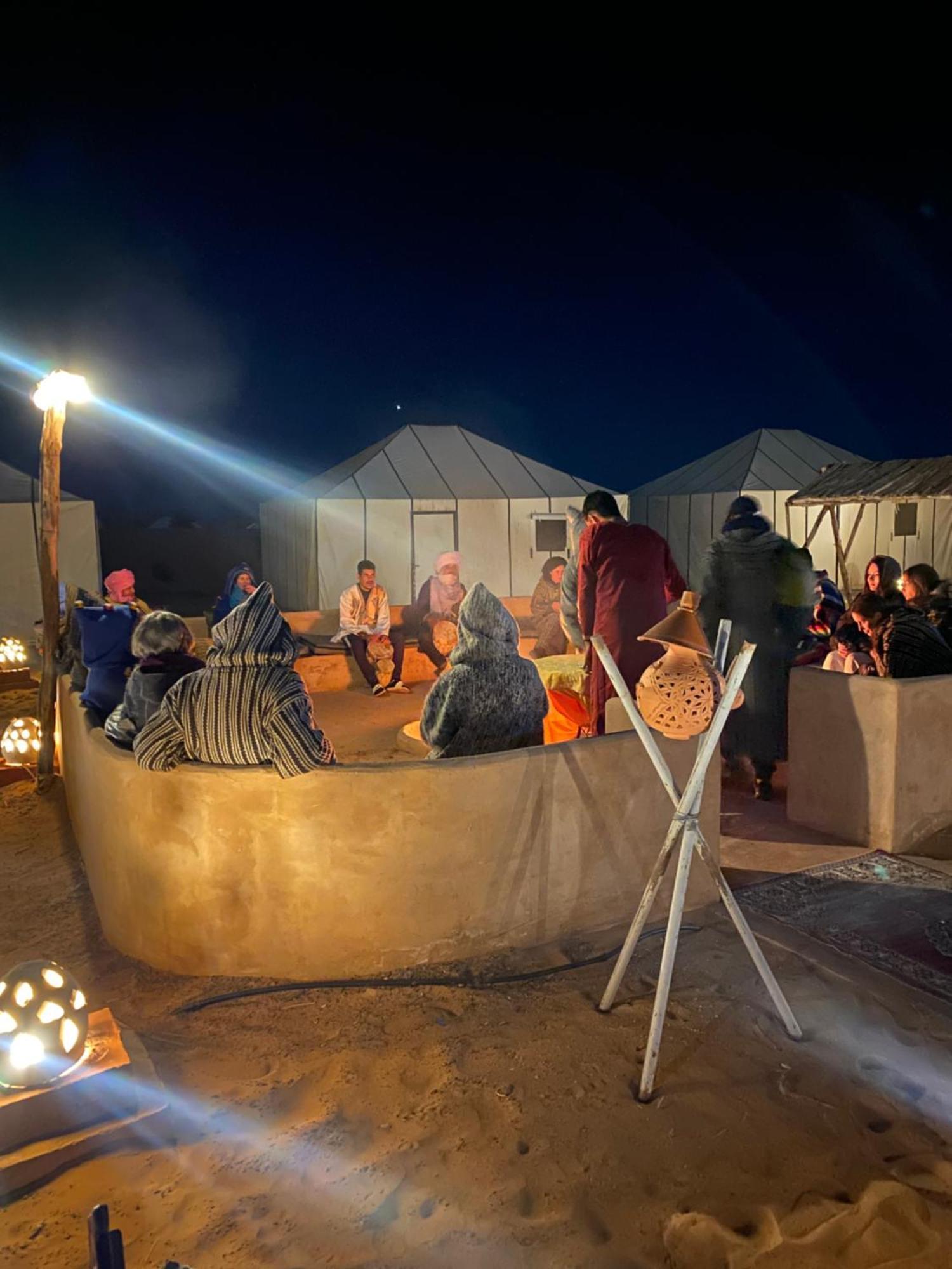Accommodation Le Touareg Мерзуга Екстер'єр фото