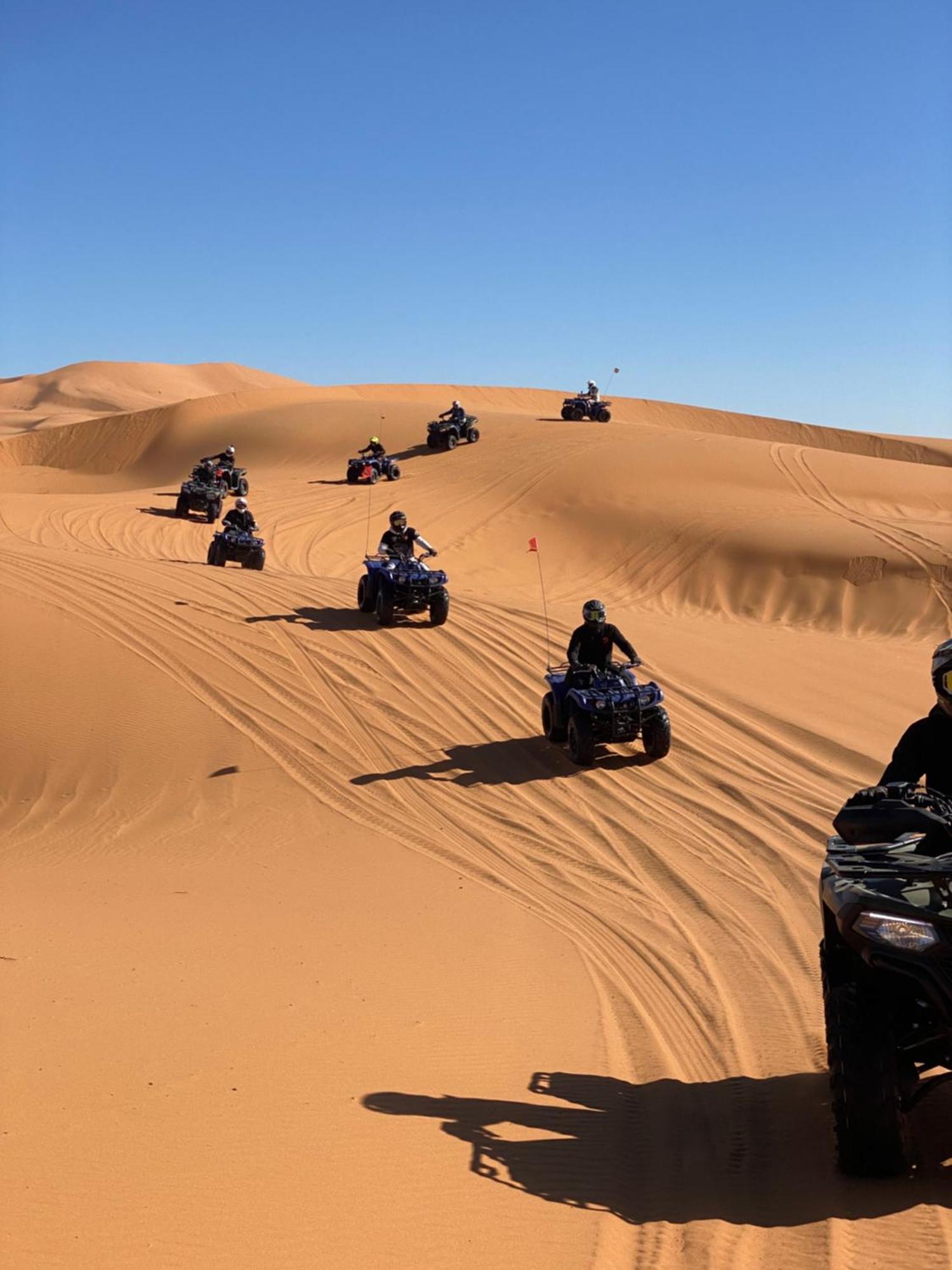 Accommodation Le Touareg Мерзуга Екстер'єр фото